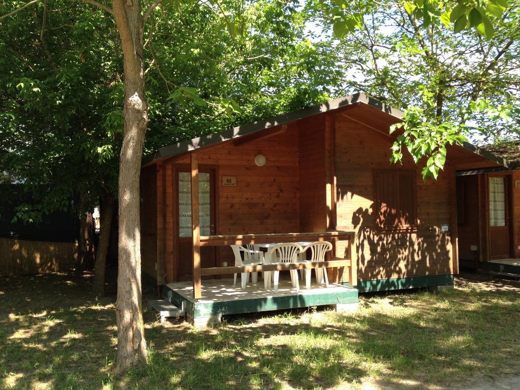 Camping Paradiso Viareggio Bilik gambar